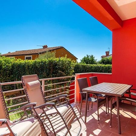 Rona Apartment Denis Umag Kültér fotó