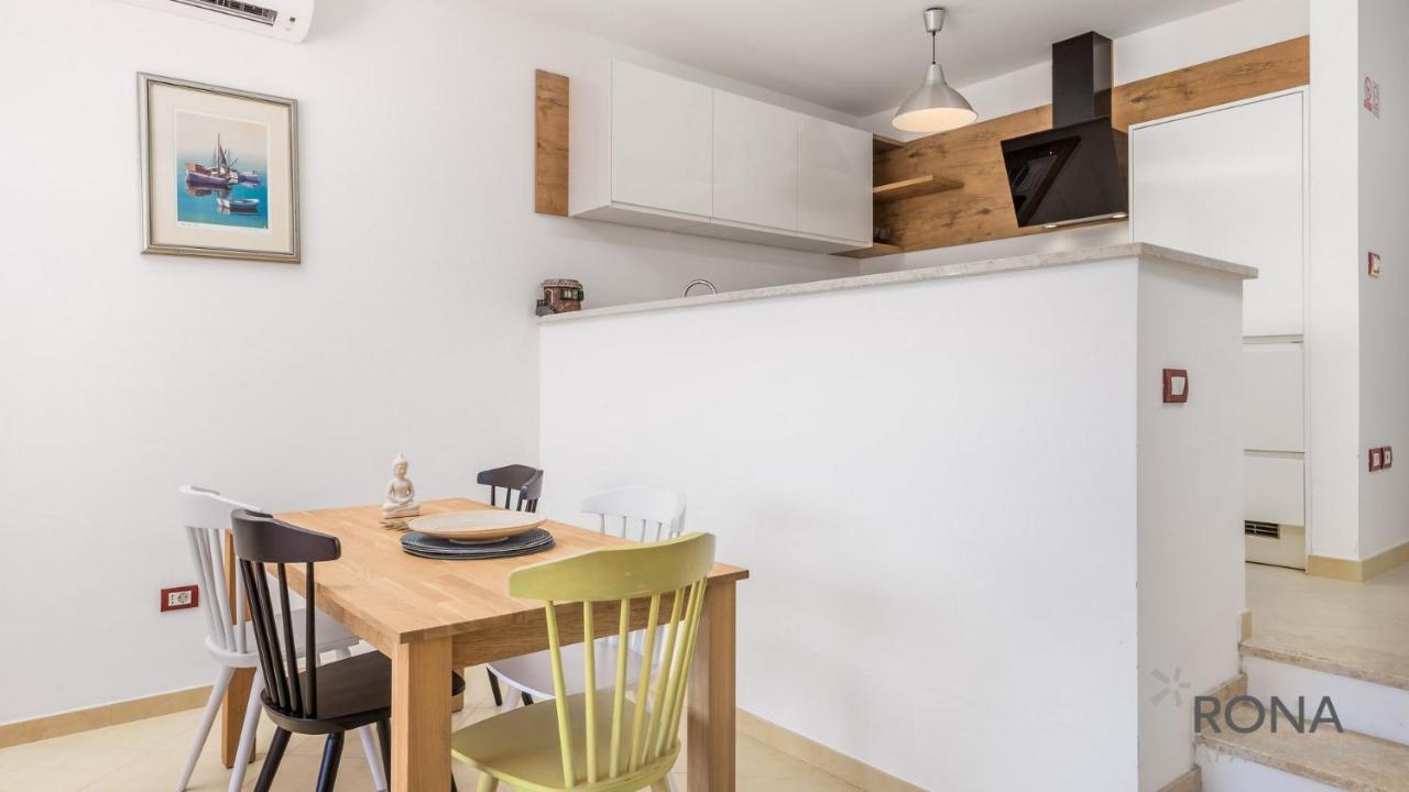 Rona Apartment Denis Umag Kültér fotó